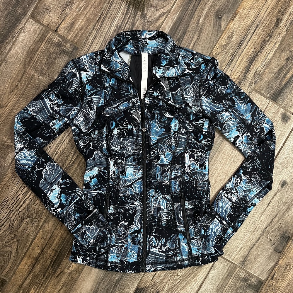 Lululemon Define Jacket size 6